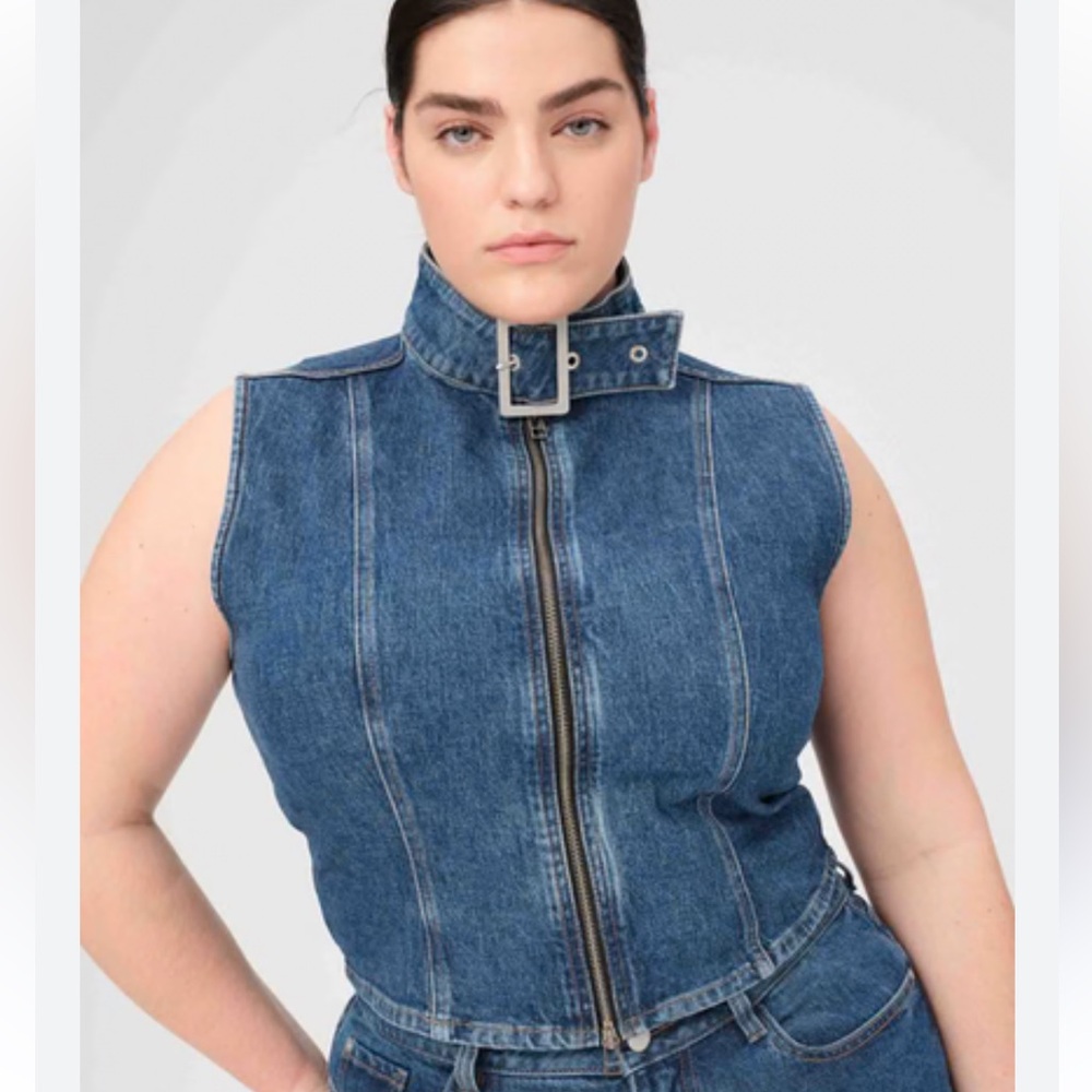 WARP + WEFT Reg Cropped Denim Medium Wash Vest Zip Up Top Women’s Size Small